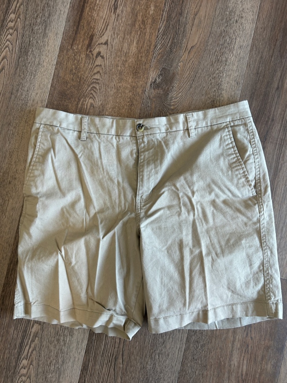 Chaps Men's Khaki Flat-Front Shorts